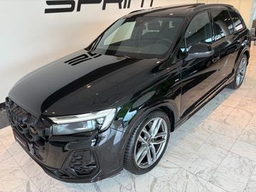 Audi Q7 - 1