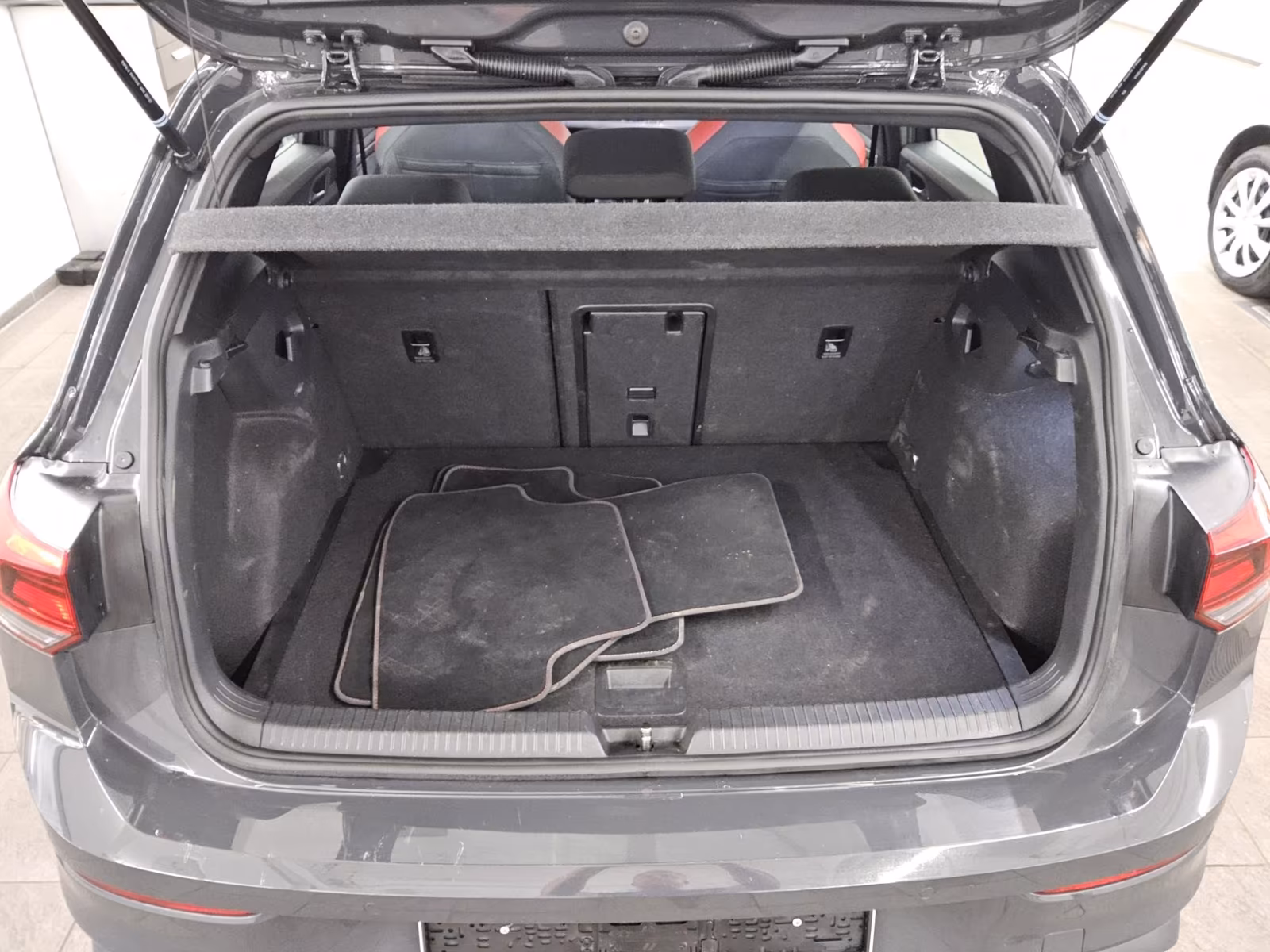 Volkswagen Golf -8 2.0 TSI GTI Navi LED AID ACC PDC USB Shz, миниатюра 13