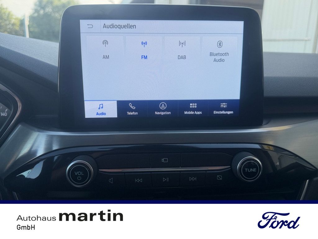 Fahrzeugabbildung Ford Kuga 1.5 Titanium PDC SHZ KAMERA NAVI ACC LED