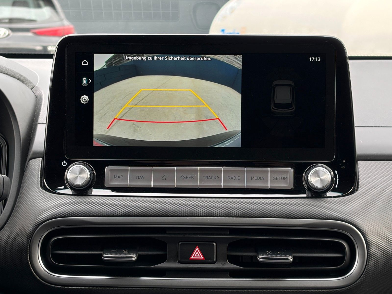 Fahrzeugabbildung Hyundai KONA E Advantage 11kw OBC LED ACC CAM SHZ NAVI
