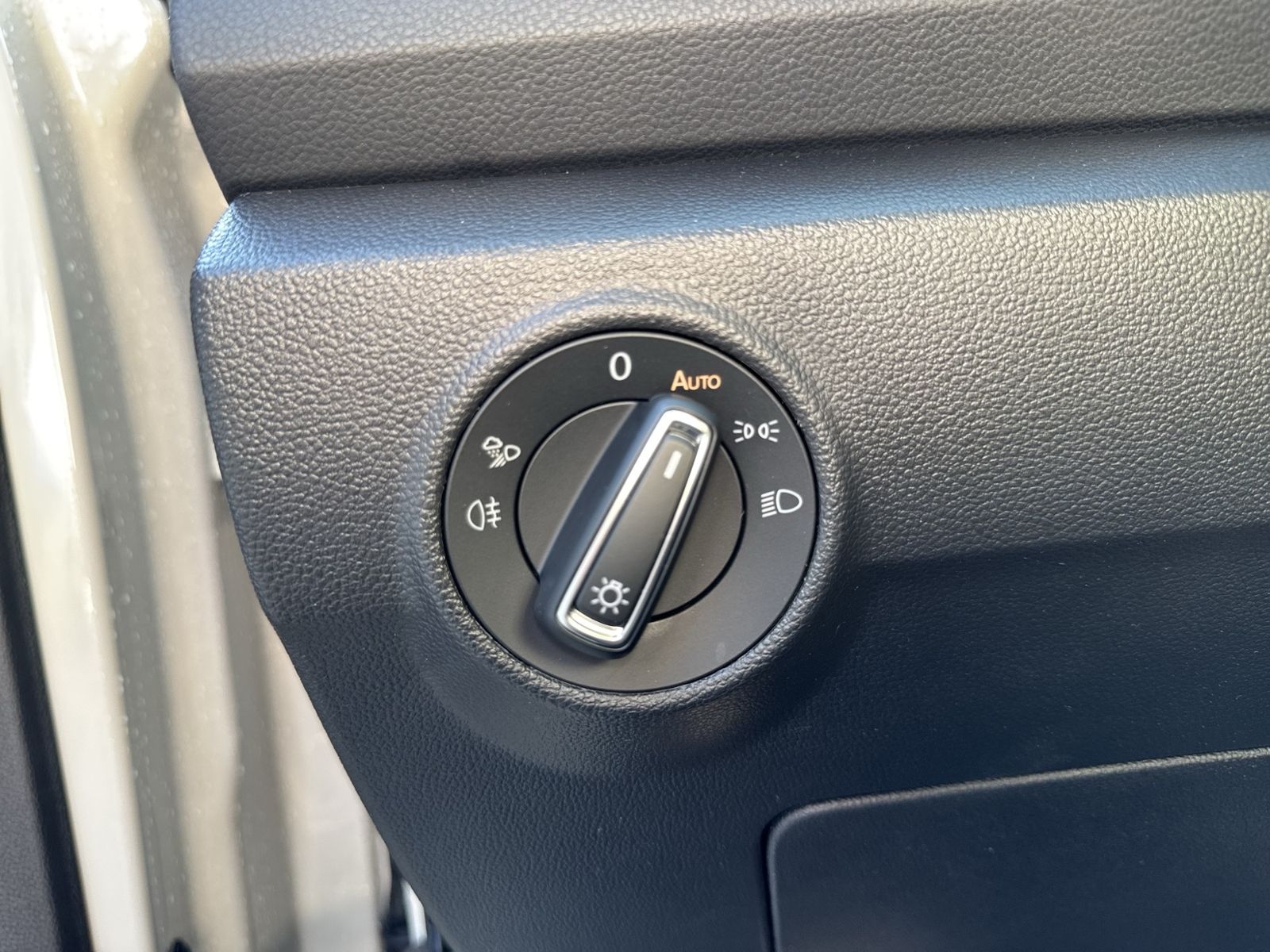 T-Roc 1.0 TSI R-Line, Climatronic, Navi Discover