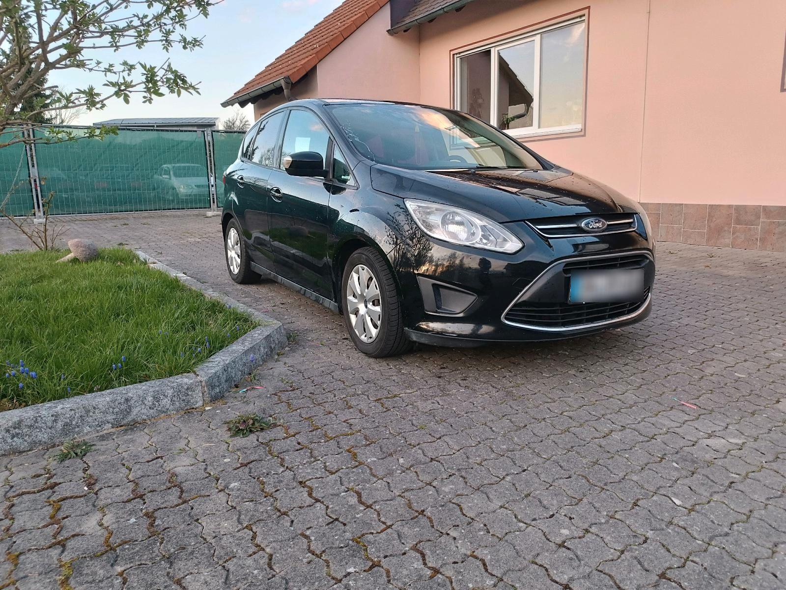 Ford C-MAX 2011 — photo 11