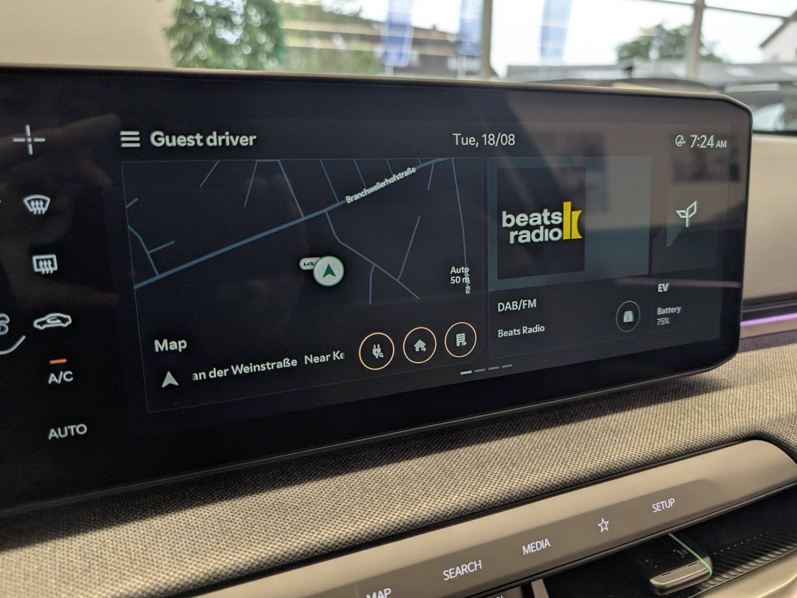 KIA EV4  81.4-kWh FWD Earth Upgrade Sound Design – Bild 22