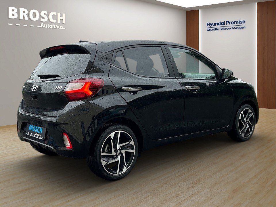 Fahrzeugabbildung Hyundai i10 1.2 5TÜRER PRIME SMARTKEY+NAV+KAMERA+CARPLAY