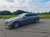 Mercedes-Benz E 220 d T Autom  9G Sportstyle AMG Styling