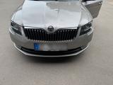 Skoda Škoda Superb 1.4 TSI  125 PS - Skoda Superb aus 2014 mit Benzin-Antrieb: Kombi