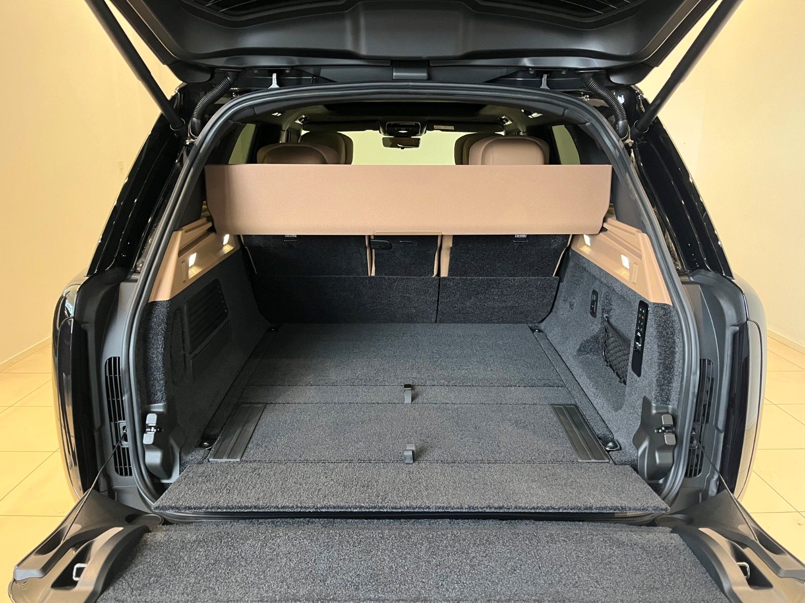 Fahrzeugabbildung Land Rover Range Rover P530 Autobiography Shadow Paket&23"