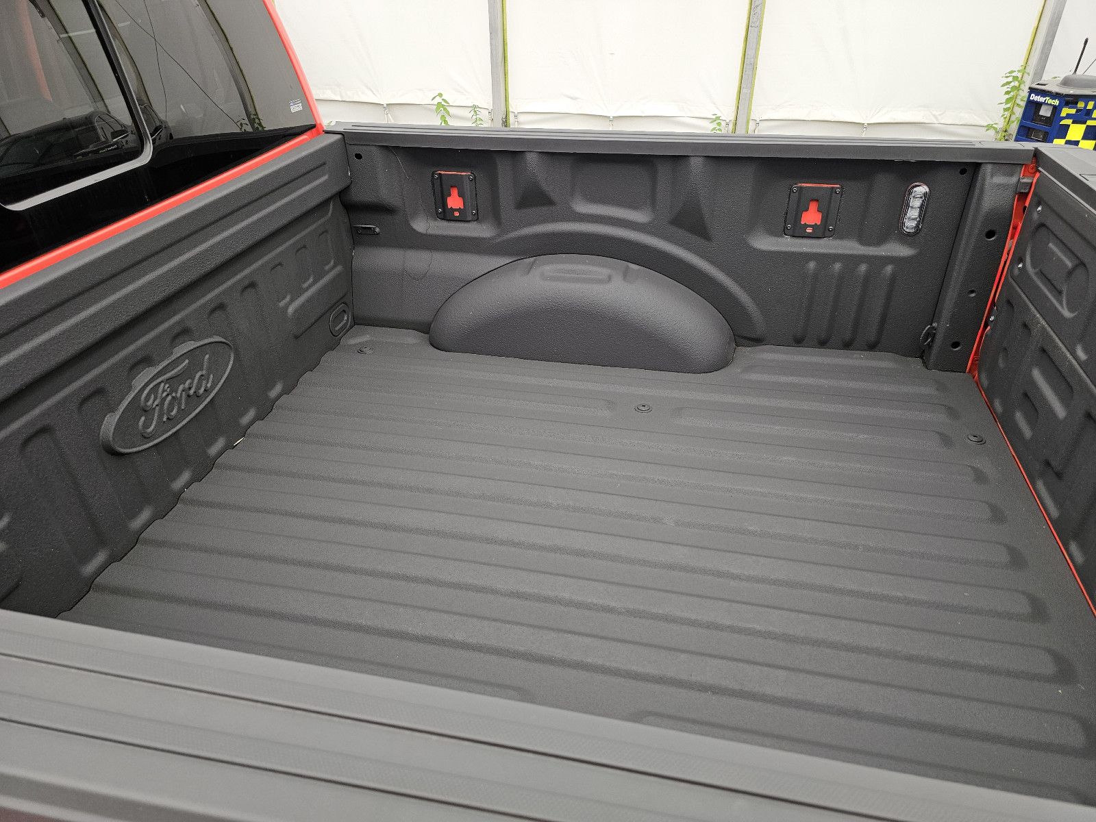 Fahrzeugabbildung Ford F 150 Raptor T1 Price: 67.000 EUR, Stock !