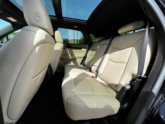 Fahrzeugabbildung Cadillac XT5 Premium AWD , NAVI+RFK*HEAD-UP*PANO*AHK