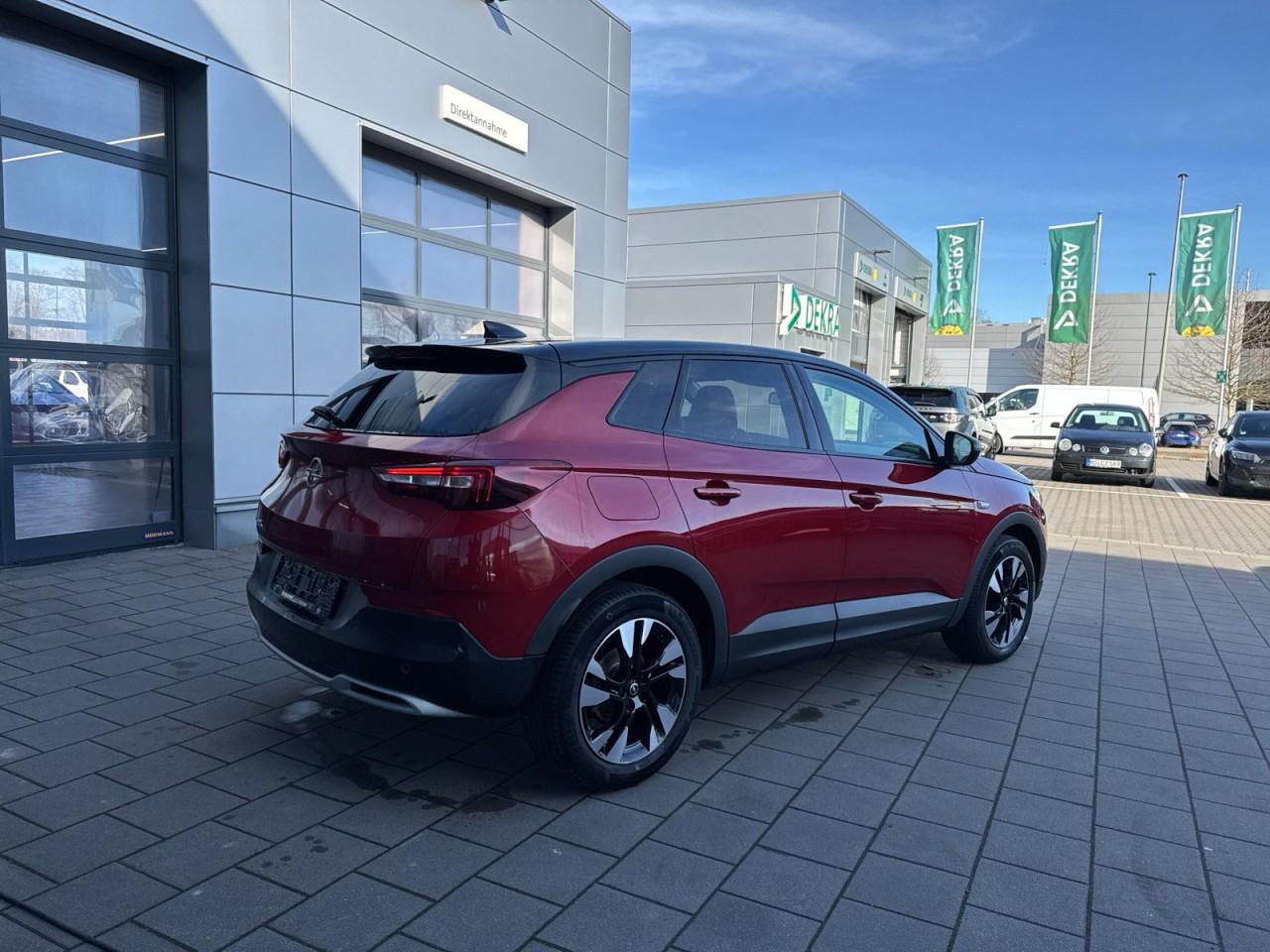 Opel Grandland Elegance 1,5 **AT/Navi/Kamera**