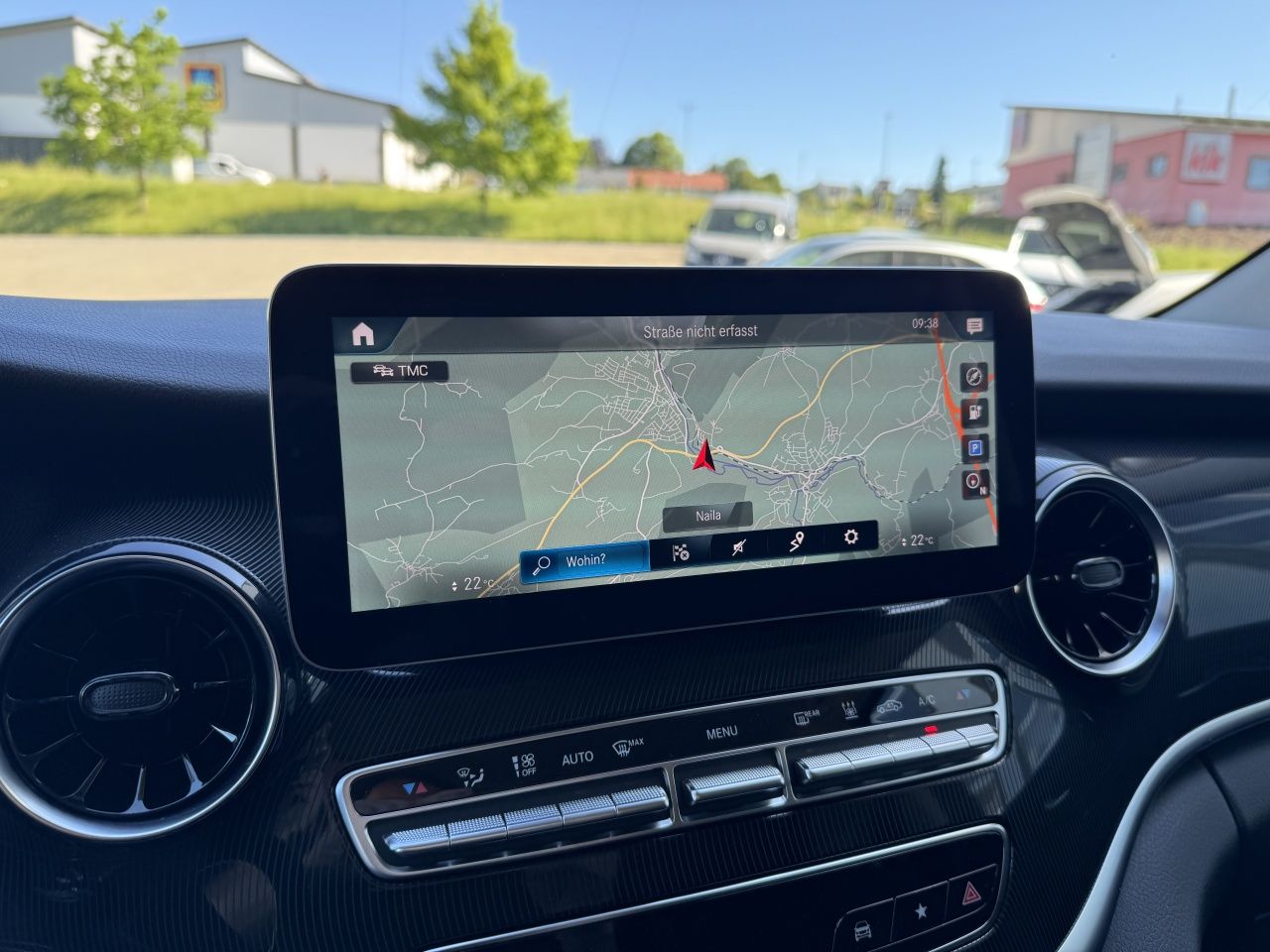 Fahrzeugabbildung Mercedes-Benz EQV 300 Lang Klima*LED*Tempomat*Heckträger*Navi