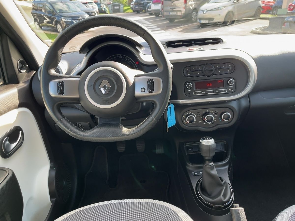 Fahrzeugabbildung Renault Twingo ZEN SCe 65 Klima GJR - mit KI generiert/bearbeitet