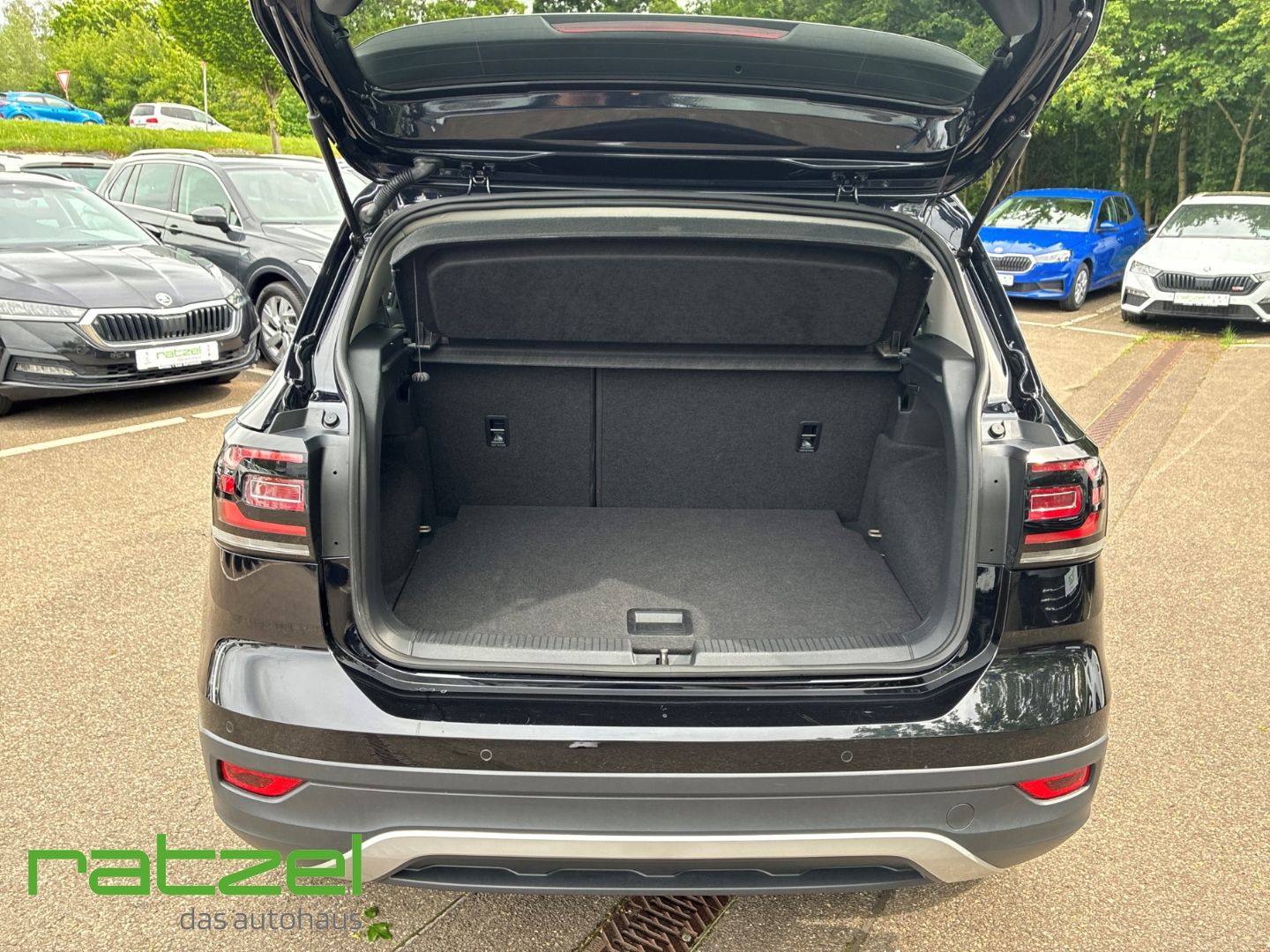 Fahrzeugabbildung Volkswagen T-Cross Style 1.5 TSI DSG LED Dyn. Kurvenlicht A