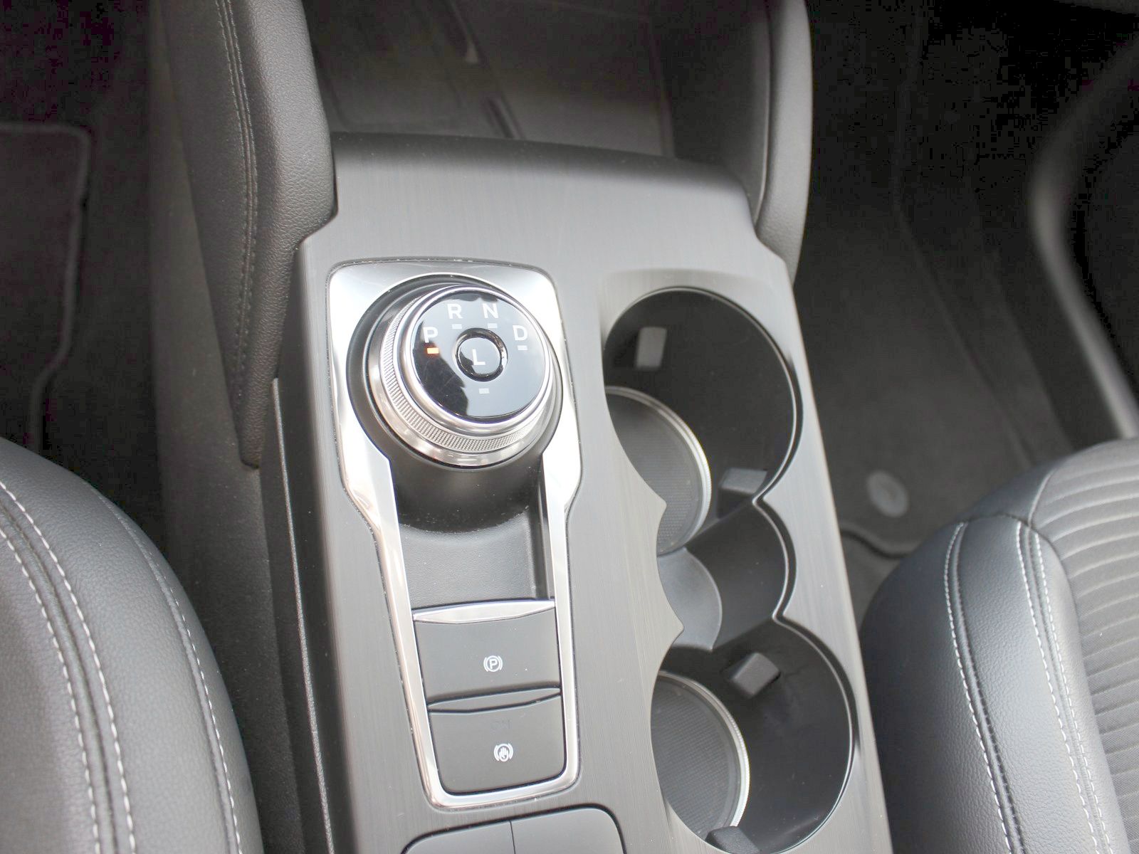 Fahrzeugabbildung Ford Kuga Plug-In Hybrid Titanium X 2,5 Duratec