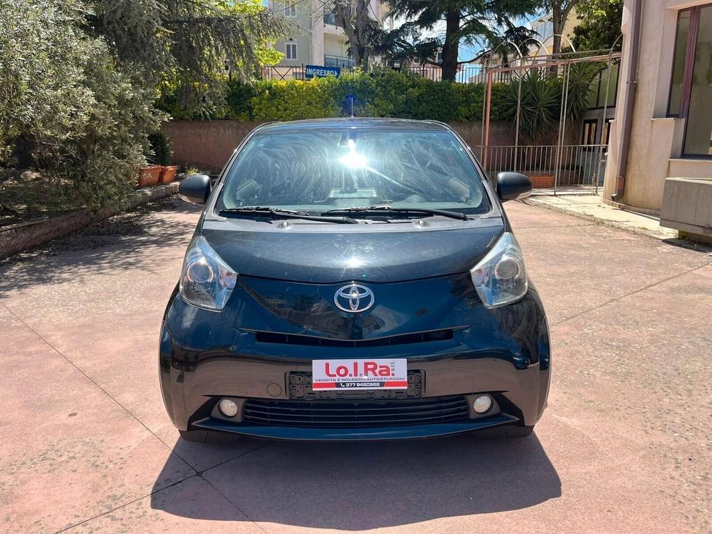 Toyota IQ