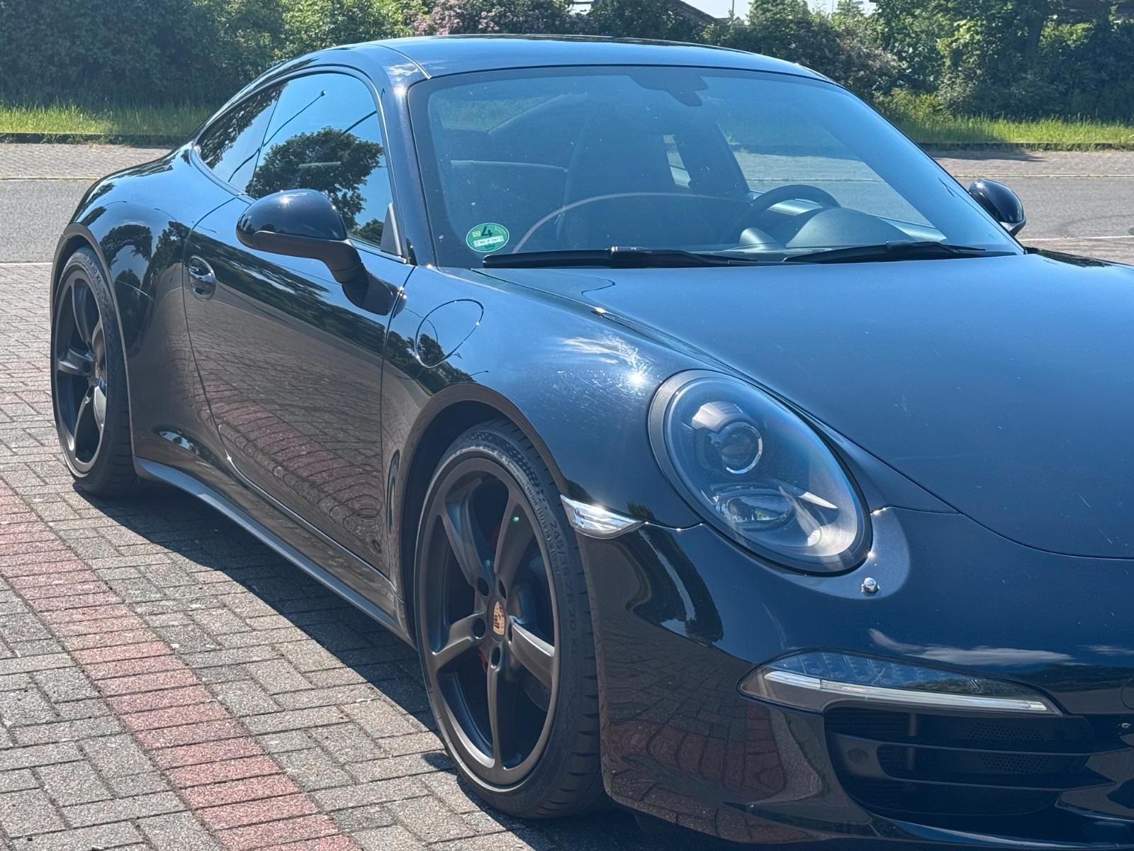 Porsche 991 Carrera 4S Coupe