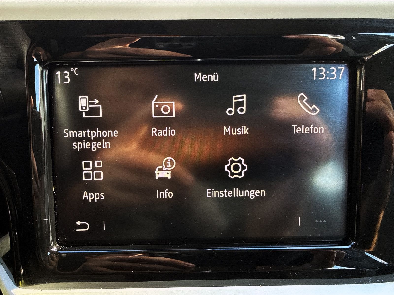 Fahrzeugabbildung Renault Twingo Zen Electric 21kWh CarPlay KLIMA DAB MFKL