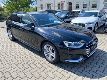 Audi A4 - 1