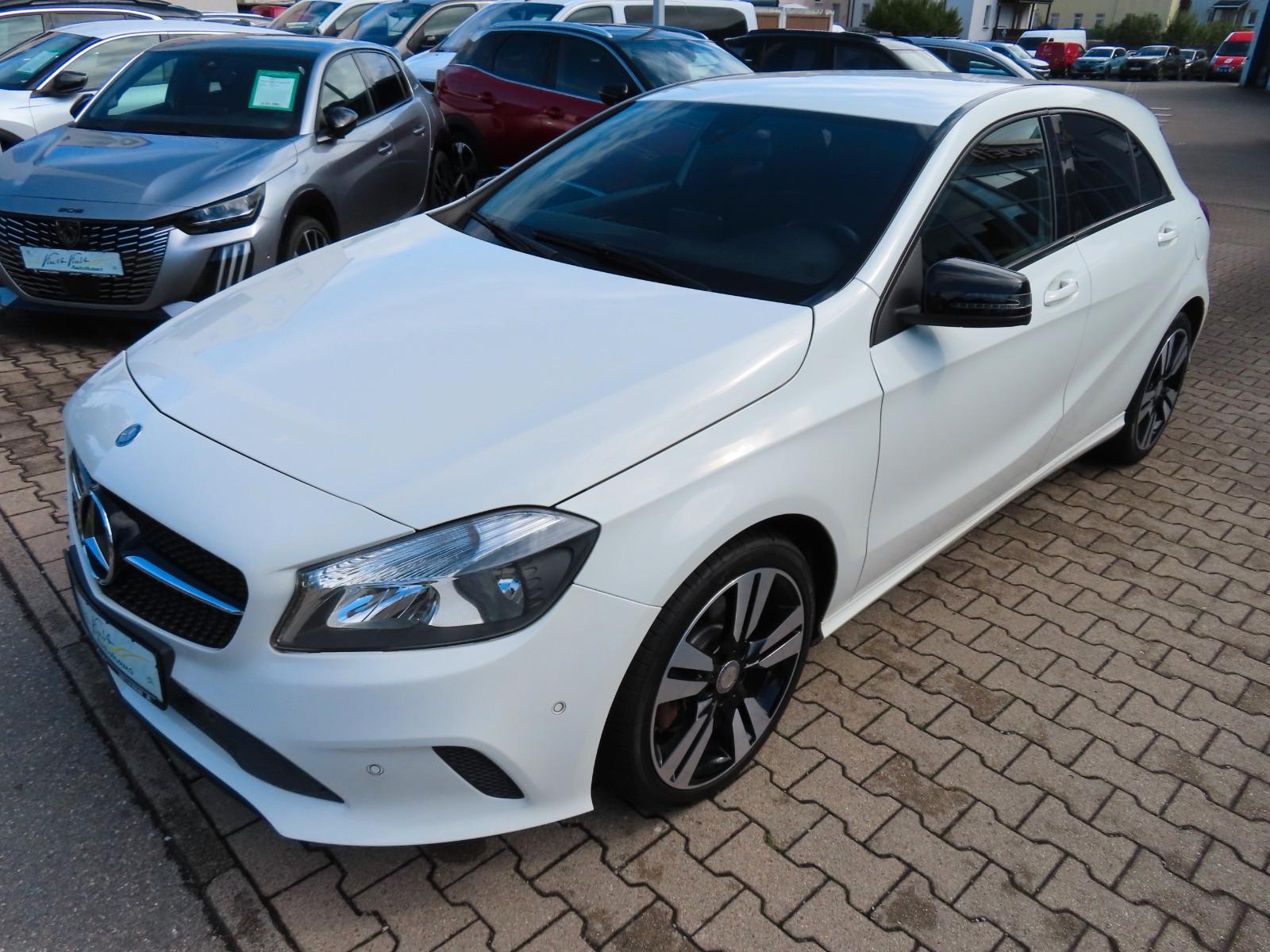 Mercedes-Benz A 250 4MATIC Urban 7G-DCT*Sitzheiz.*Navi*