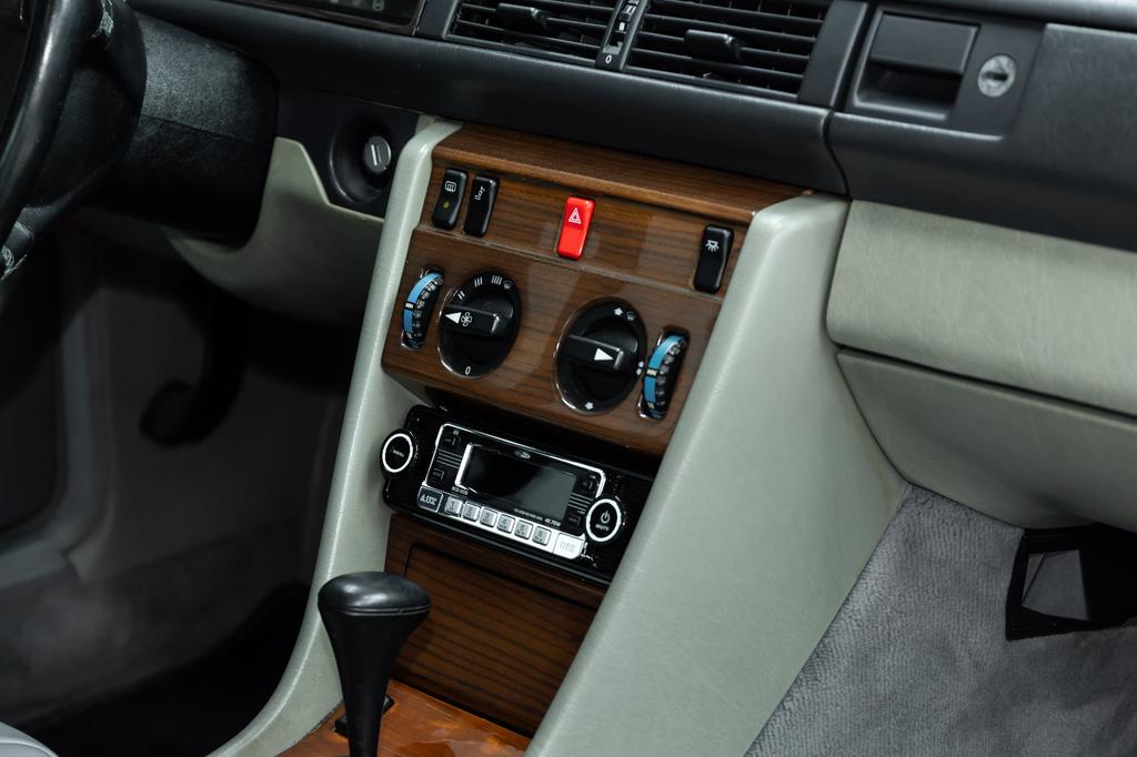 Mercedes-Benz CE 230