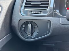 Fahrzeugabbildung Volkswagen Golf VII Variant Comfortline Navi Sitzh ACC AHK