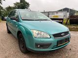 Ford Focus 1.6 Turnier*Xenon*DAB*Fronthzg* - Ford Focus aus 2006: Turnier