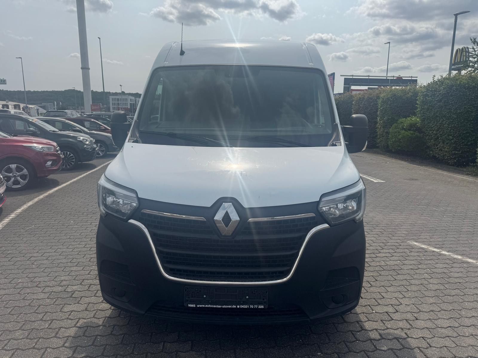Fahrzeugabbildung Renault Master III Kasten L1H2 HKa 3,5t/1.HAND/KLIMA
