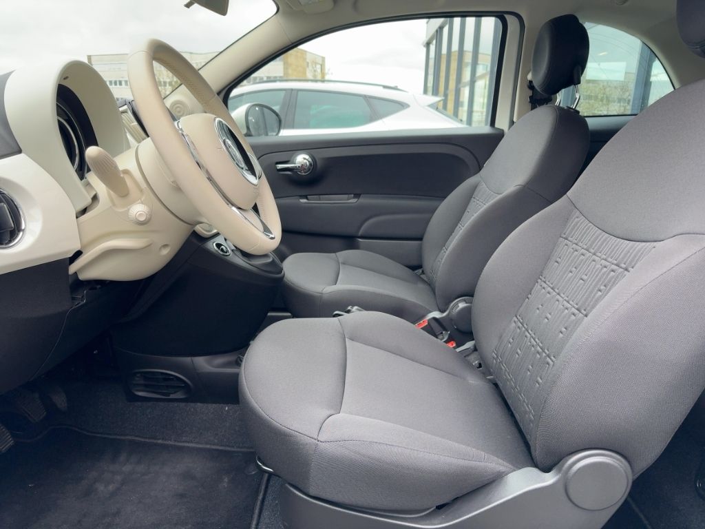 Fahrzeugabbildung Fiat 500 Dolcevita Cabrio