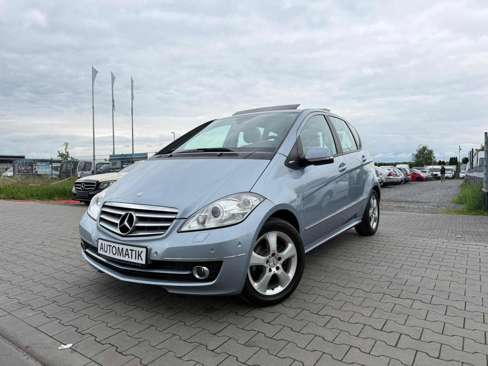 Mercedes-Benz A 180 AUTOMATIK PDC KLIMA ALLU