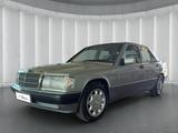 Mercedes-Benz 190 E 2.0 Klassiker in Jahreswagen-Zustand - gebrauchte Mercedes-Benz 190 aus dem Jahr 1993