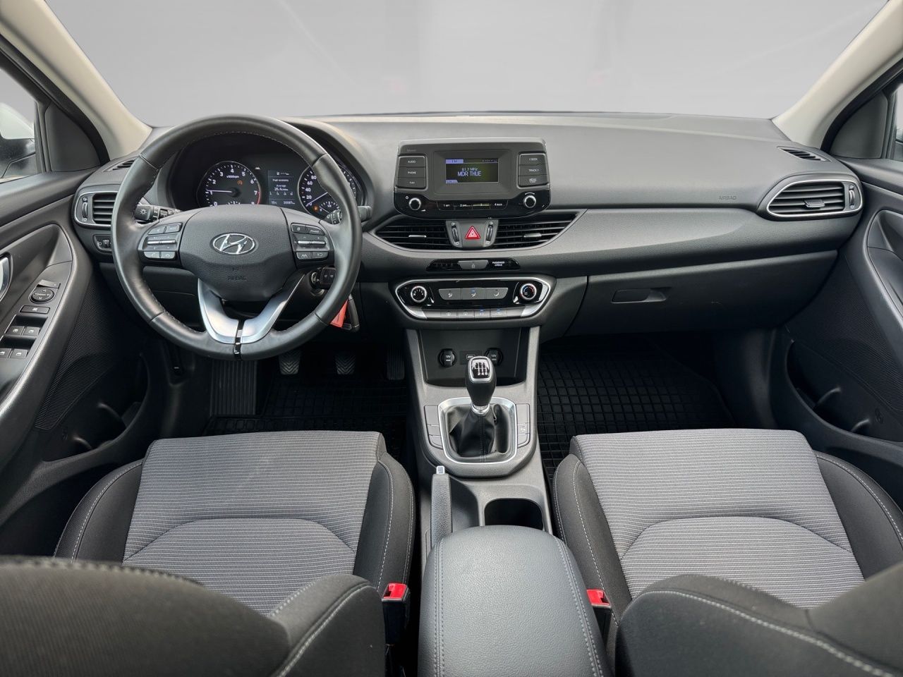 Fahrzeugabbildung Hyundai i30 1.0 T-GDI TEMPOMAT*KLIMA*DAB*ZV*BT*USB*ARMLE