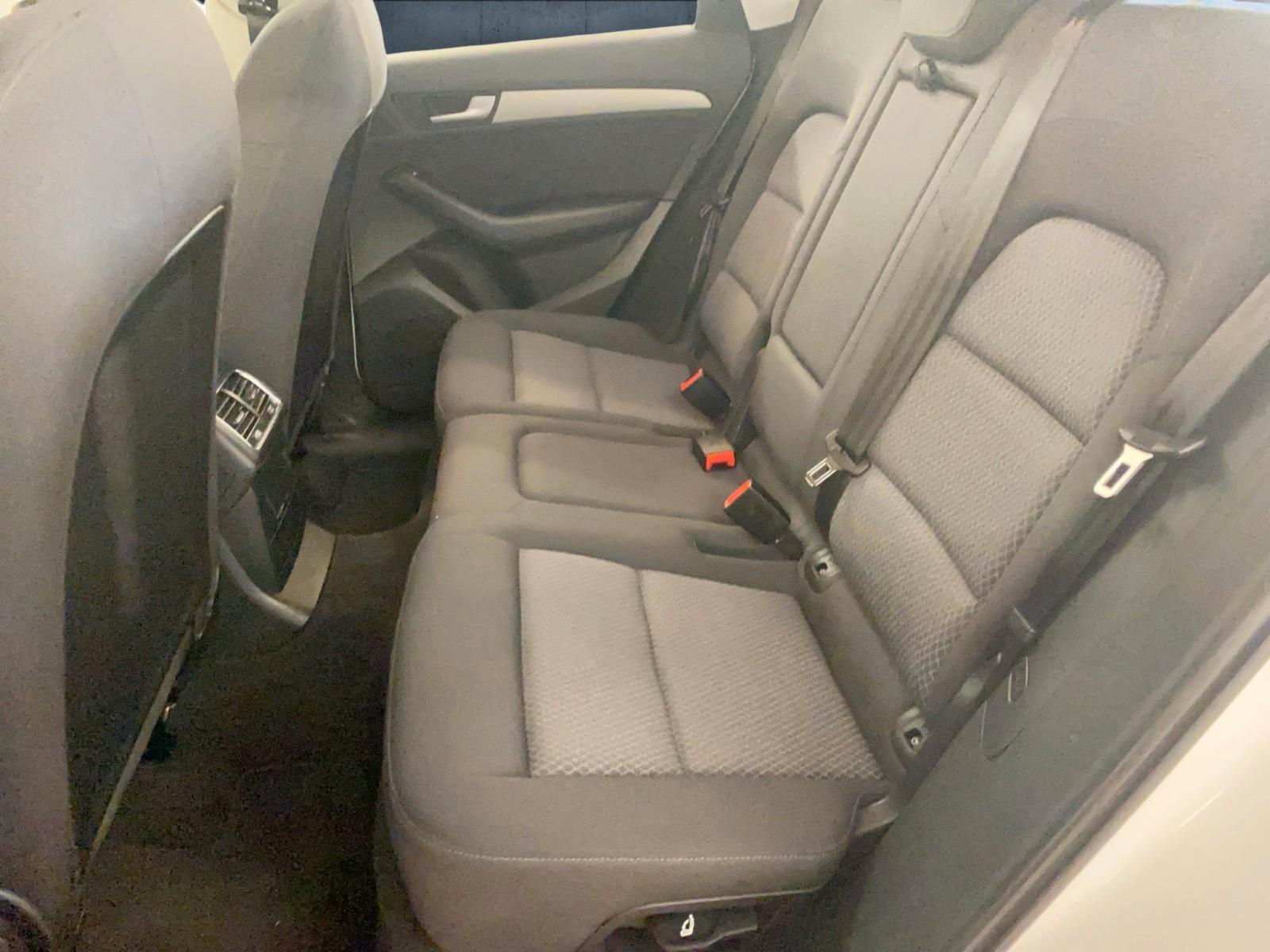 Audi Q5 2.0 TDI 130 kW quattro - E.KLAPPE - NAV - SHZ