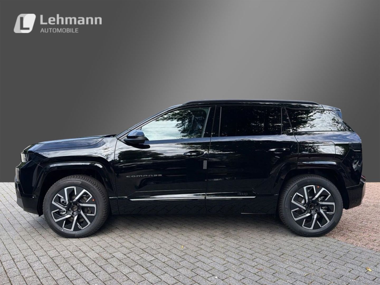 Fahrzeugabbildung Jeep Compass NEW MY26 ELEKTRO FIRST EDITION -VOLL- Pa