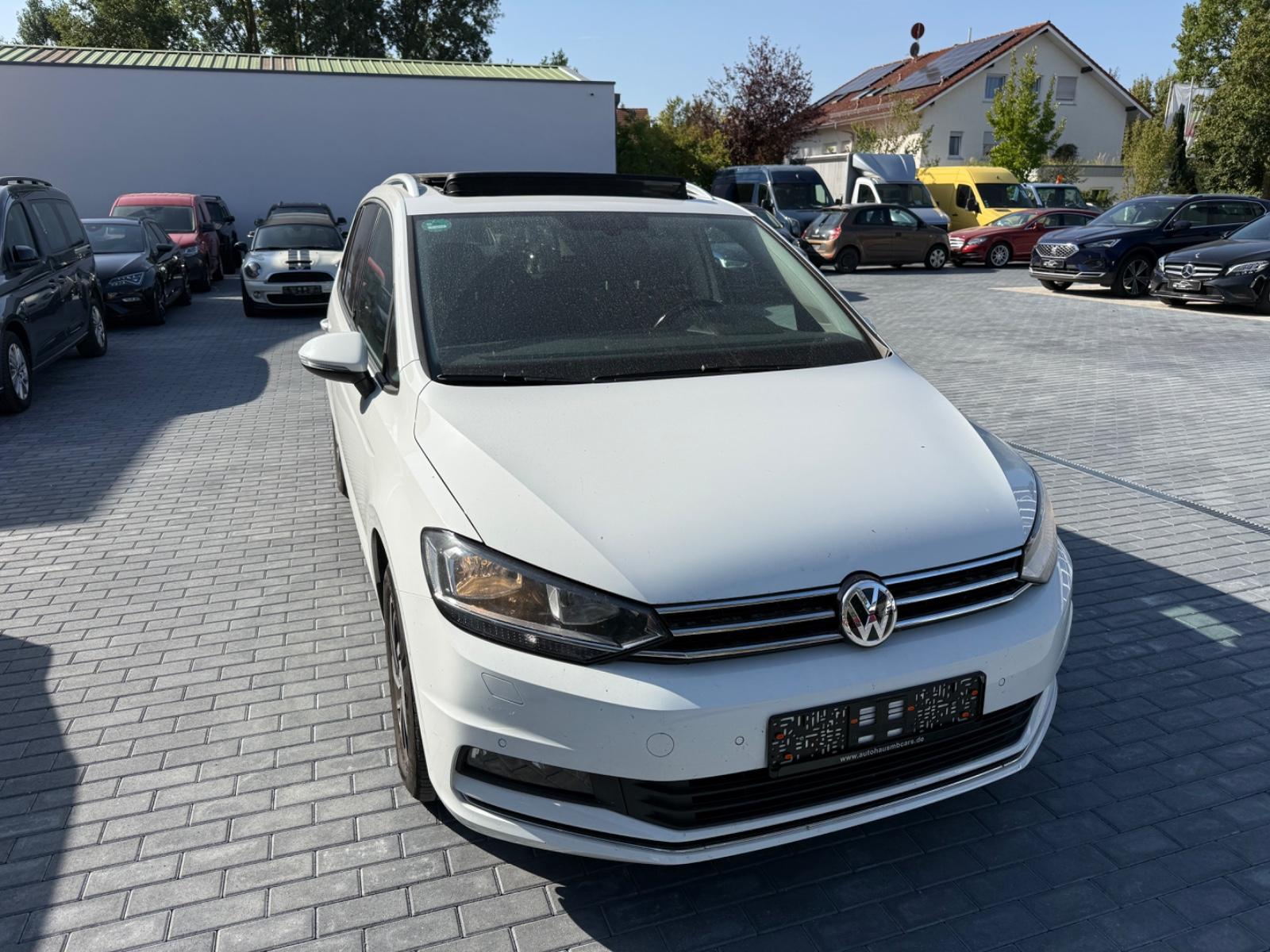 Volkswagen Touran Sound*AUTO*PANO*NAVI