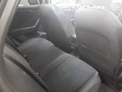 T-Roc 1.5 TSI DSG R-LINE LED+AHK+KAMERA+NAVI+VCP