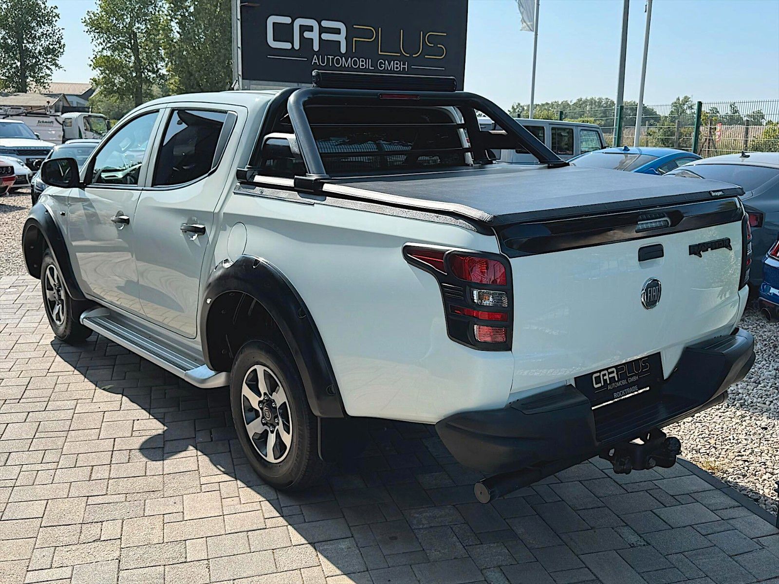 Fahrzeugabbildung Fiat Fullback 2.4 JTD Double Cab Offroad Cross DAB+