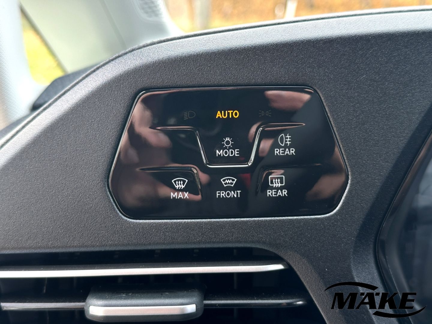 Caddy Goal 1.5 eHybrid DSG AHZV LED ACC RFK NAV