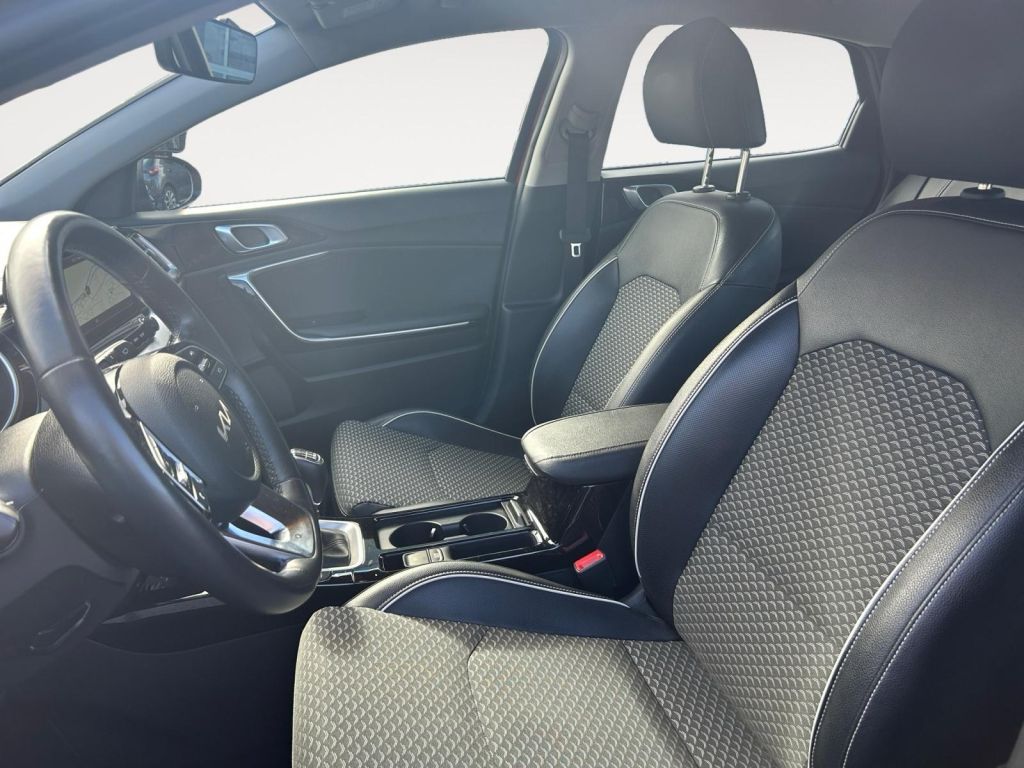 Fahrzeugabbildung Kia XCeed 1.5 T-GDI OPF SPIRIT