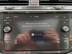 Fahrzeugabbildung Volkswagen Tiguan Highline 2.0 TDI 4MOTION PANO*360°*NAVI!!