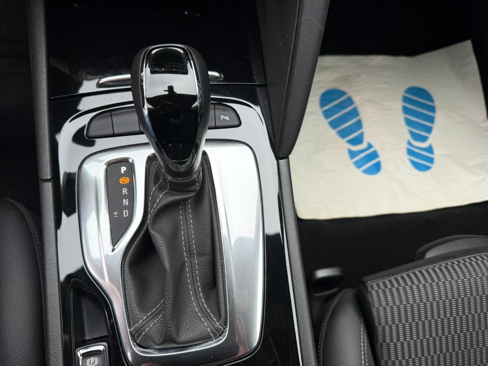 Opel Insignia B Sports Tourer Business