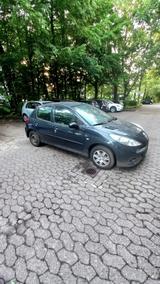 Peugeot 206  Benzin - Peugeot 206 in Bremen
