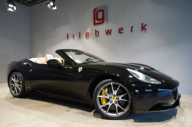 Ferrari California "30"4.3 V8 -Ferrari Aproved 12/26