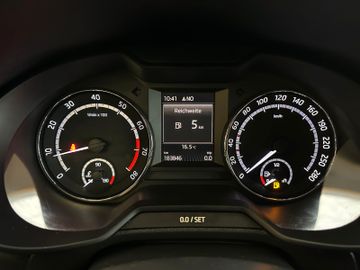 MYAUTOCENTER – Gebraucht- und Jahreswagen mit Werkstattservice in Pfaffenhofen Skoda Octavia Combi RS *1. Hand*Klima*Navi*Xenon*BT*