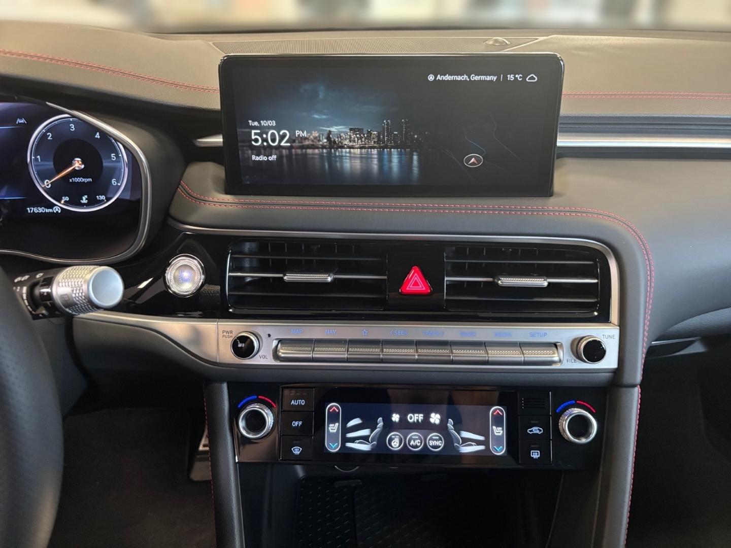 Genesis G70 Shooting Brake 2.2 D Sport RWD (DPF) Leder L