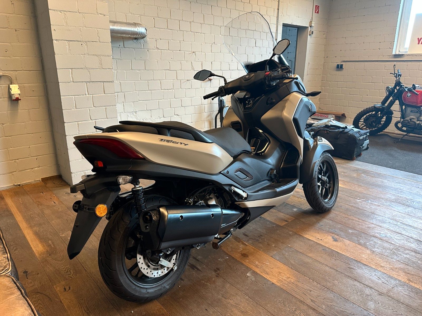 Fahrzeugabbildung Yamaha Yamaha Tricity 300 | BJ 2023 | nur 6381 km