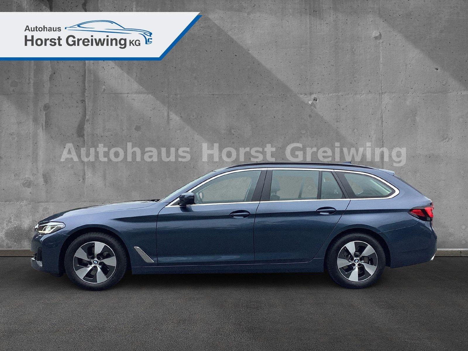 BMW 520 i Touring  HUD Pano Sports. Adap.-LED