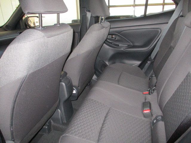 Fahrzeugabbildung Toyota Yaris Cross Hybrid FWD Teamplayer, Winterpaket