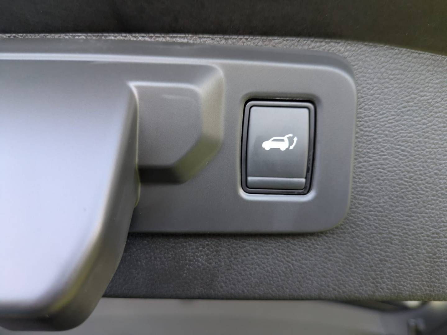 Fahrzeugabbildung Renault Austral Esprit Alpine Mild Hybrid 160 Automatik