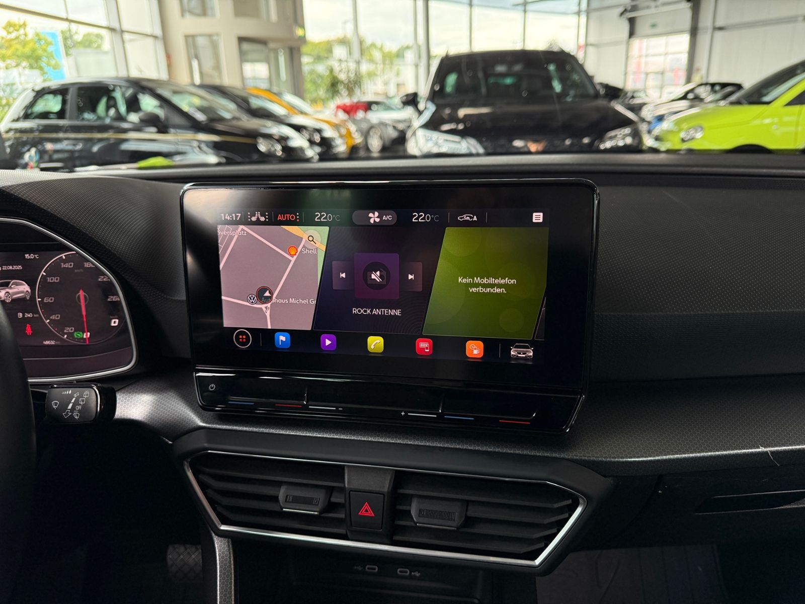 Fahrzeugabbildung SEAT Leon Sportstourer Style LED NAVI ALU
