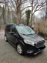 Ford Tourneo Courier Titanium 1.Hand - Ford Tourneo aus 2019